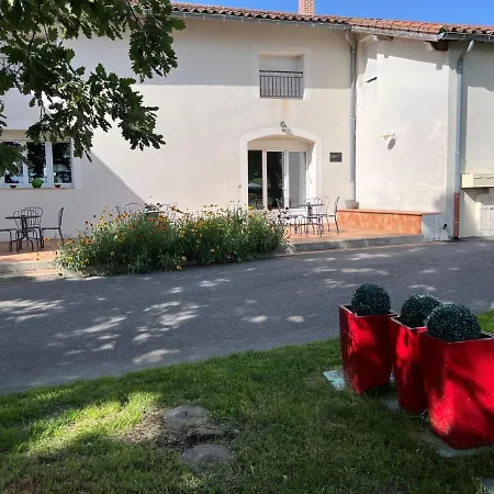 Les Terrasses Binel A Ronsac * Aigrefeuille