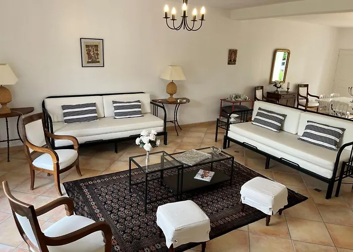 בית נופש Les Terrasses Binel A Ronsac *